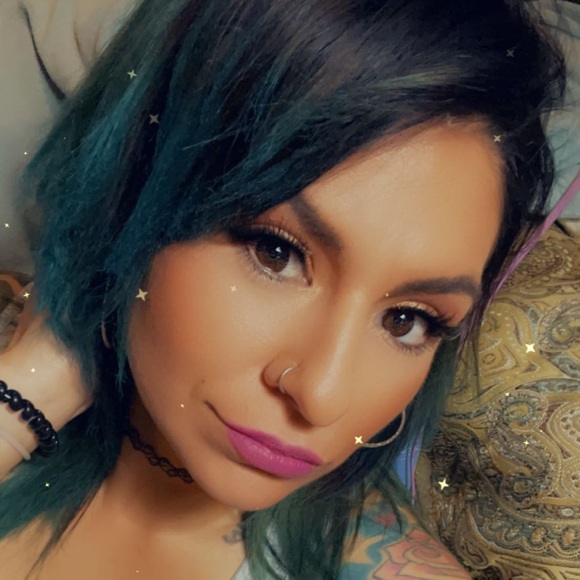 angiehernand304